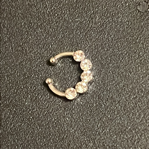 NWT Silver Plated Crystal Cubic Zoconia Ear Climber Cuff & Nose Ring Set - Picture 6 of 7